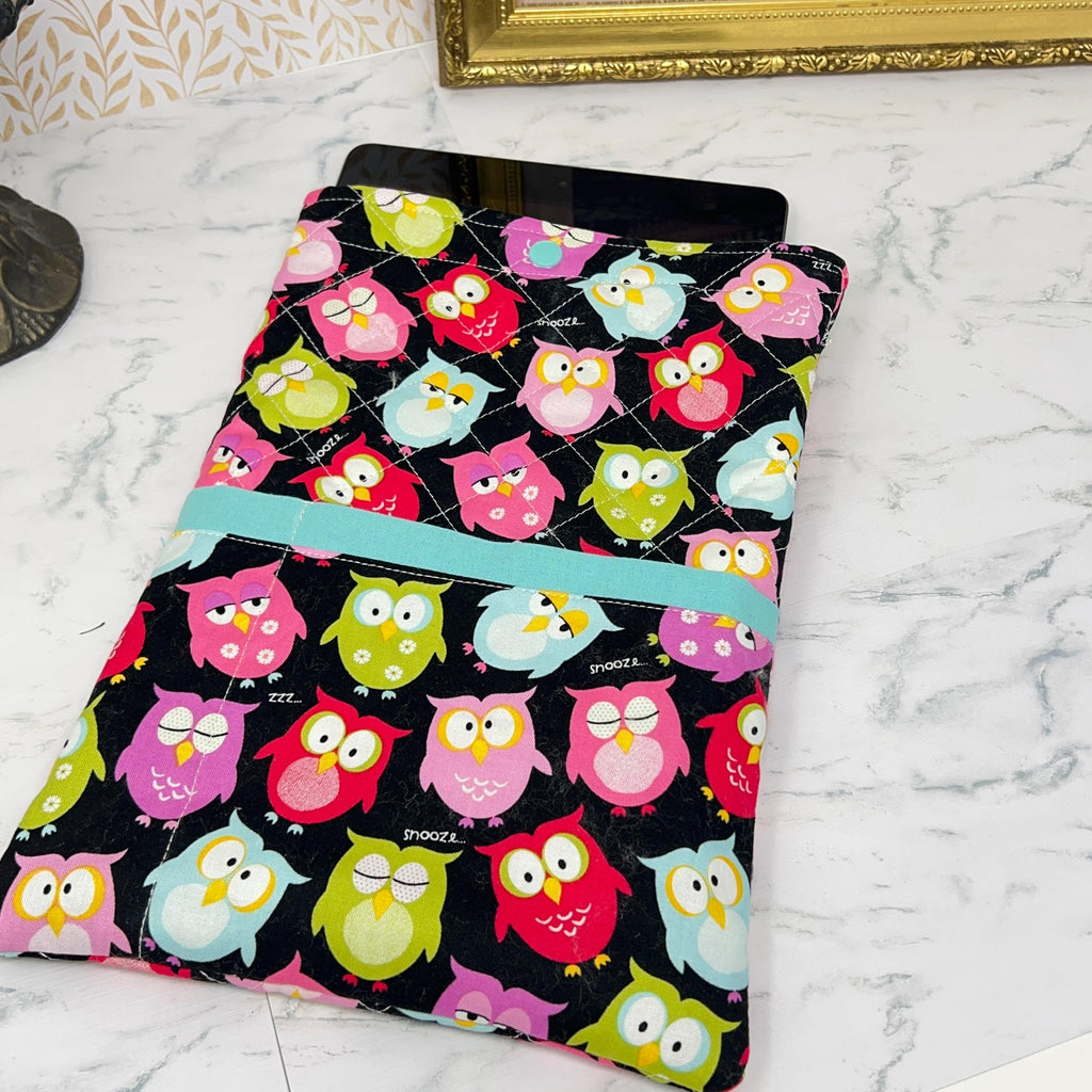 Quilted iPad or Tablet Sleeve with Pockets - Protective Case in Your Choice of Fabrics