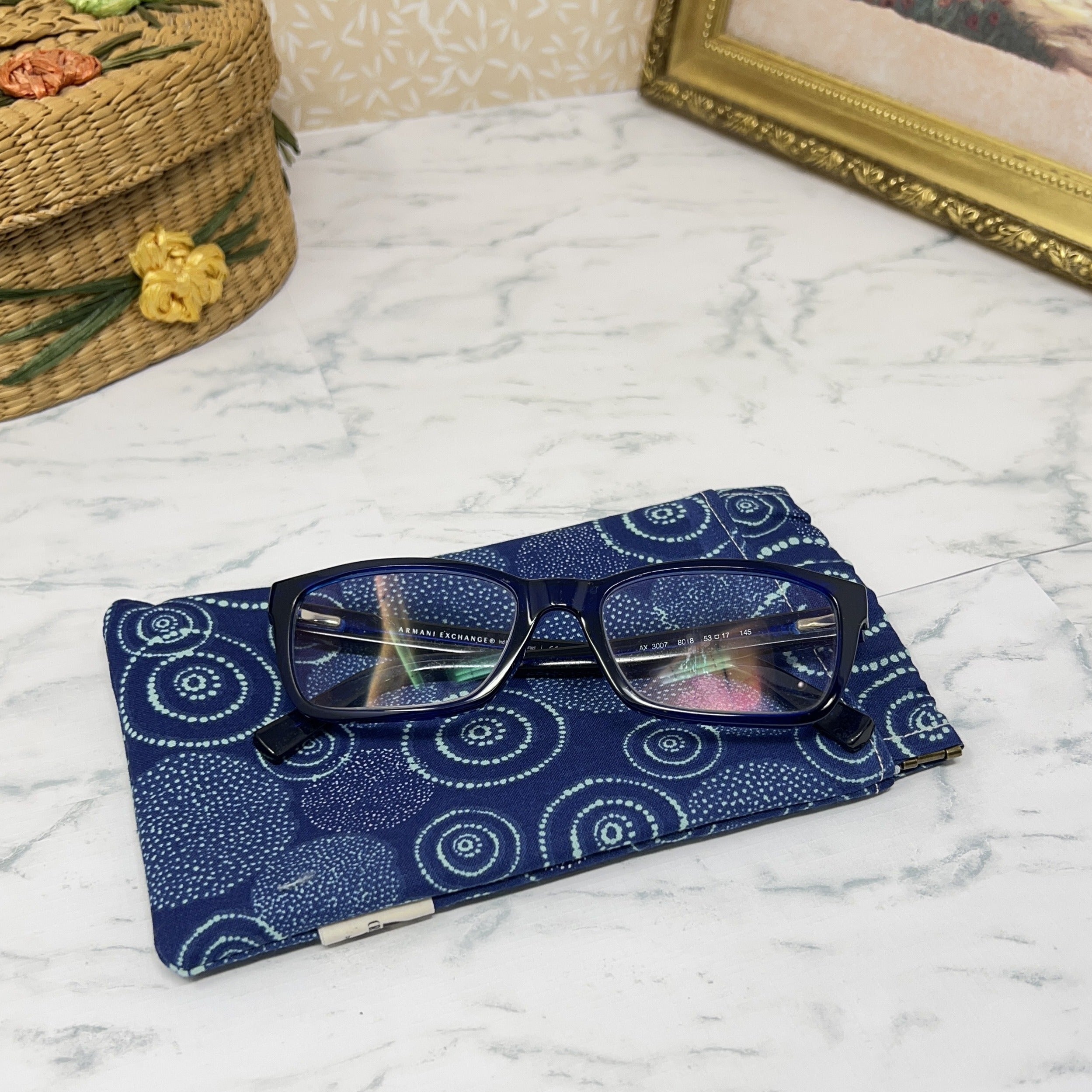 Padded Protective Eyewear Case, Blue Circles, Glasses Pouch with Flex Band Closure