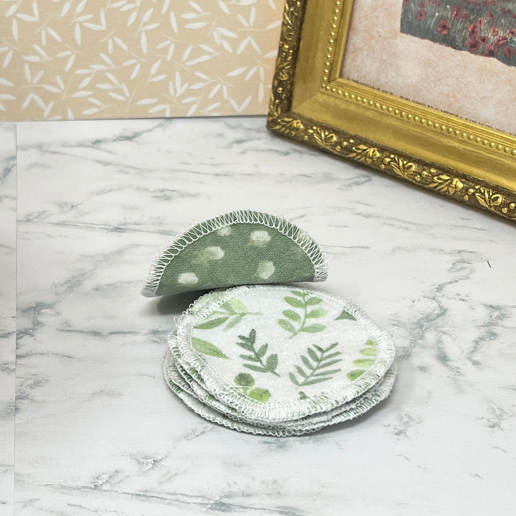 Reusable Eye Makeup Removal Pads, Eco Friendly and Soft and Gentle Flannel on Both Sides, Green Botanicals