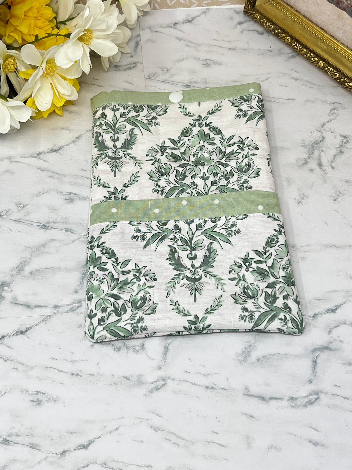 Green Botanical Crest,  Quilted E-reader Sleeve