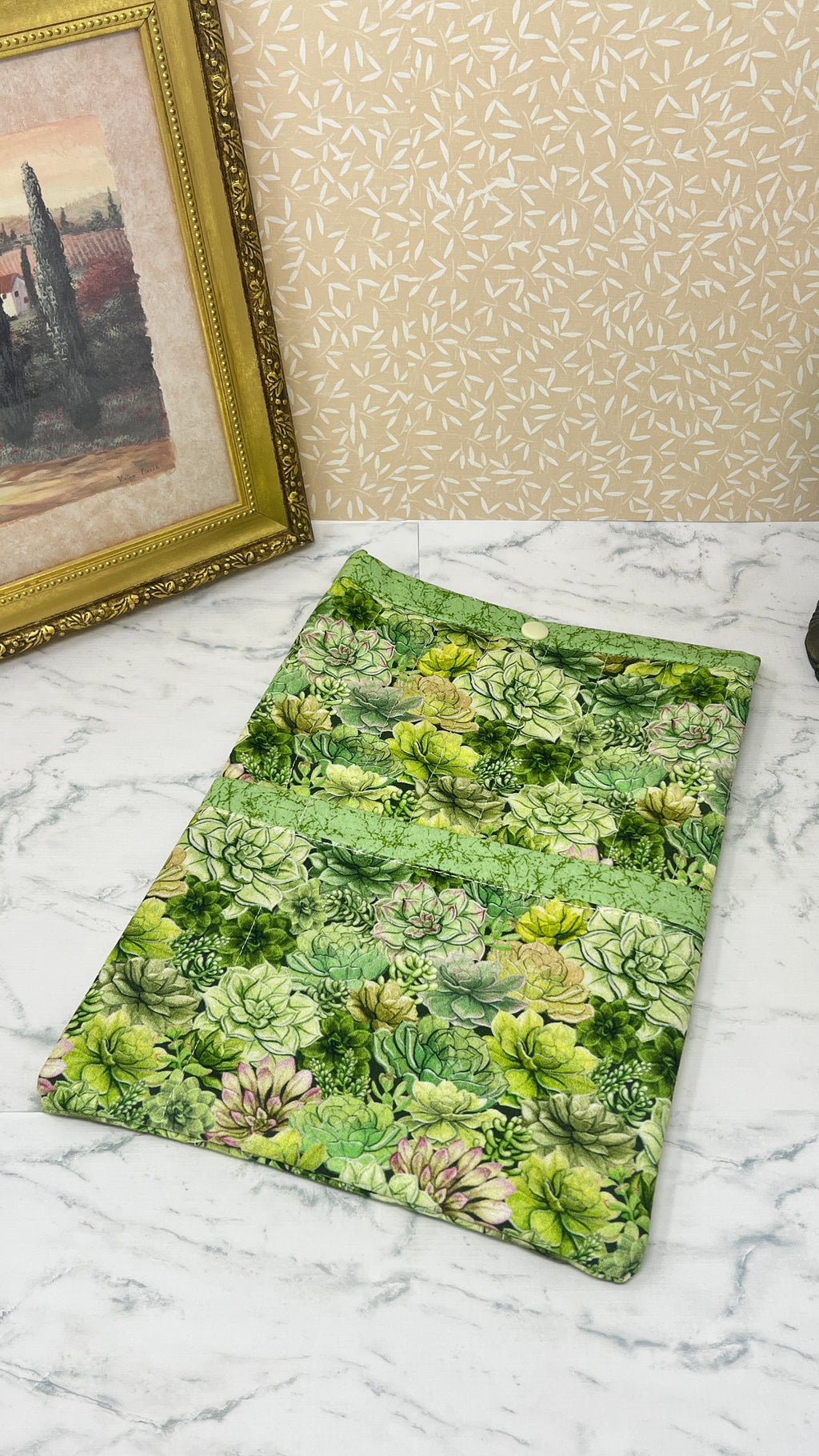 Succulant Floral - Quilted Tablet Sleeve